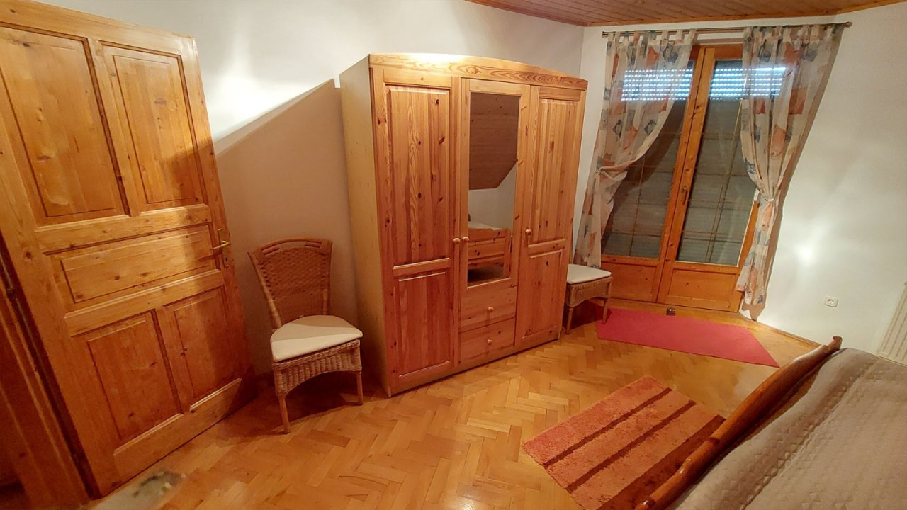 (AAA) Großzügiges Familienhaus in Seenähe und trotzdem ruhg gelegen (33557)