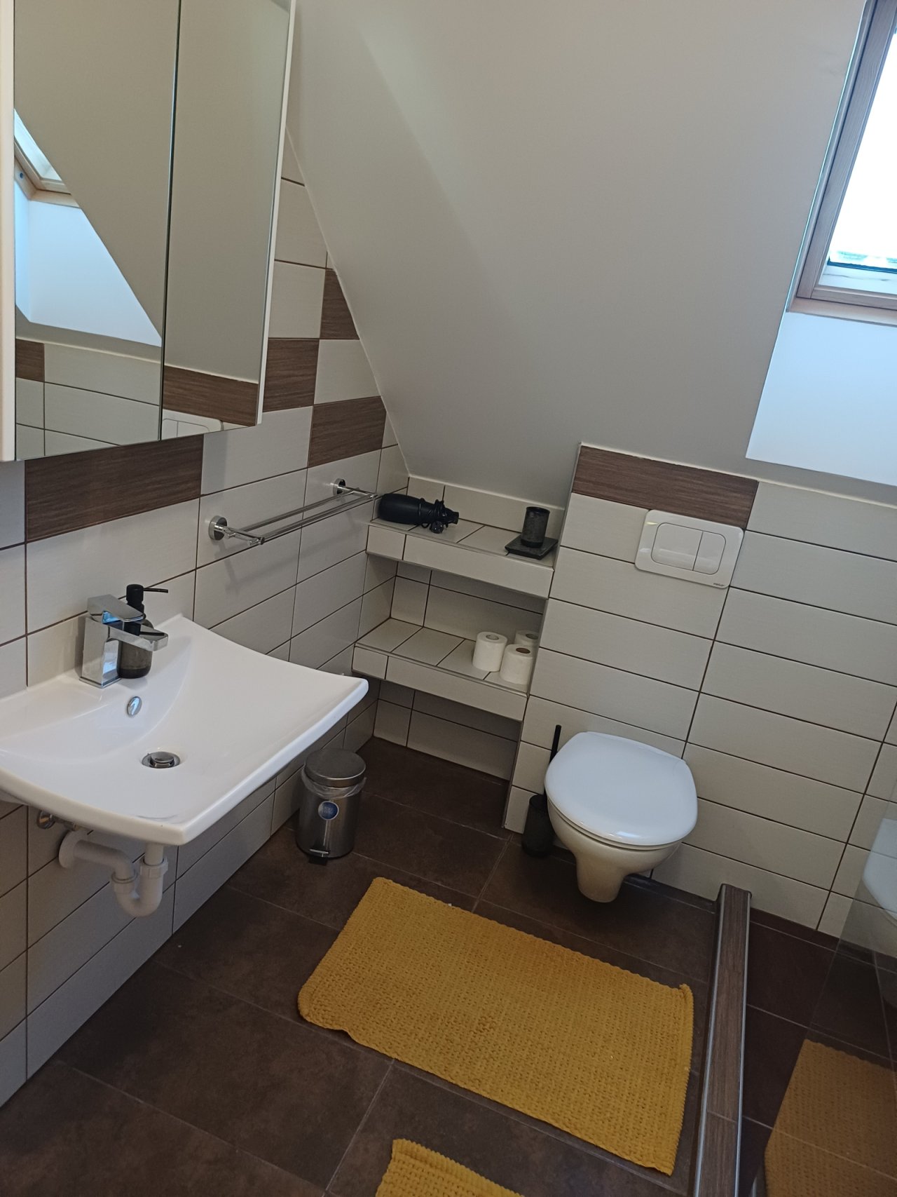 (AAA) Neuwertige Wohnung im  Kurort mit Panoramablick (KK009-M)