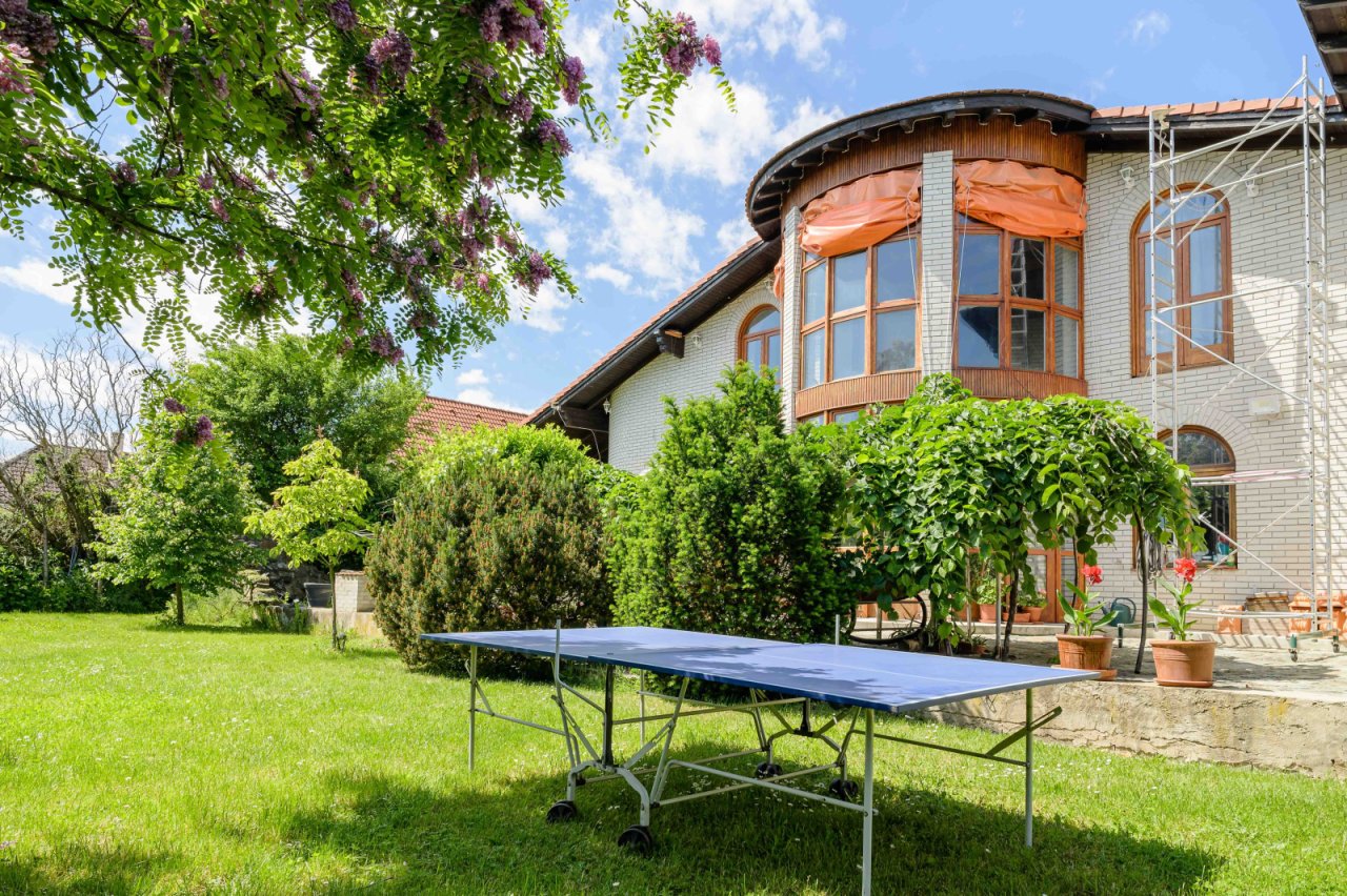 (AAA) Einzigartigkeit, Qualität und Eleganz am Ufer der Rába (KK016)