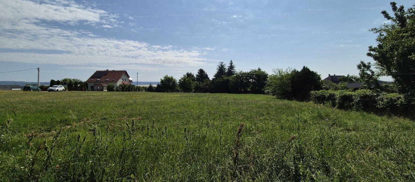 (A--) Tolles Baugrundstück bei Alsópáhok in ruhiger Umgebung