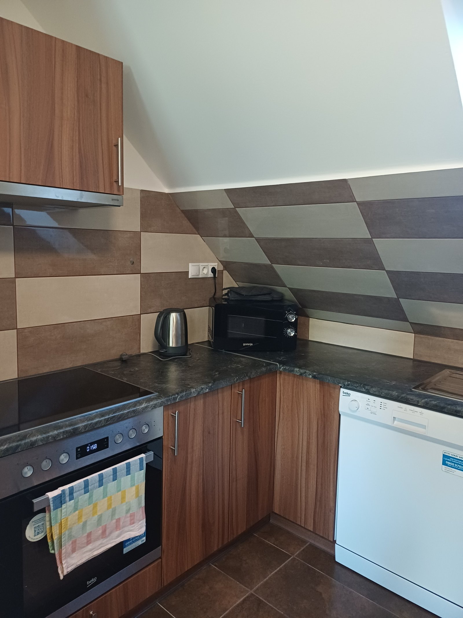 (AAA) Neuwertige Wohnung im Kurort mit Panoramablick (KK008)