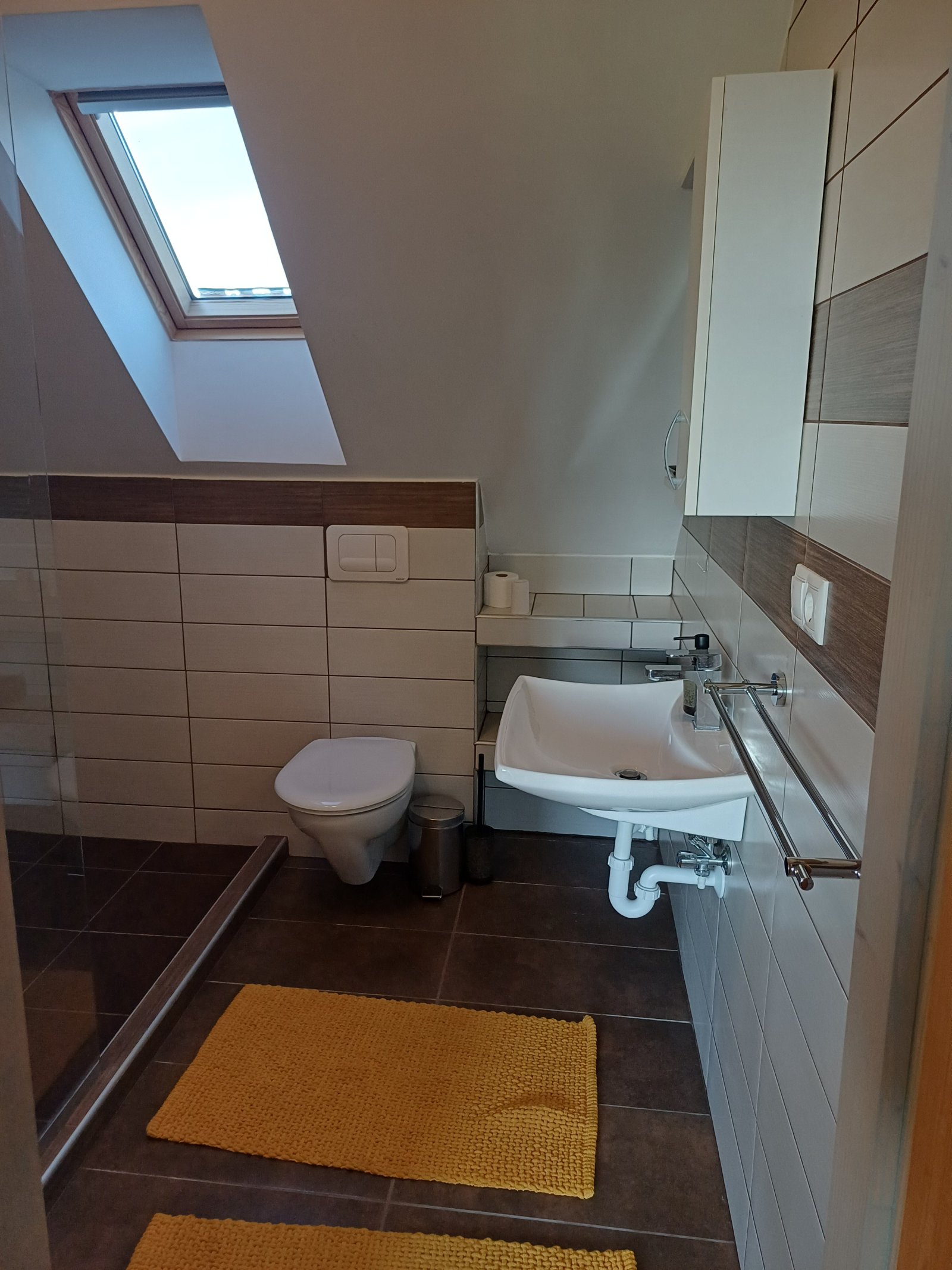 (AAA) Neuwertige Wohnung im Kurort mit Panoramablick (KK008)