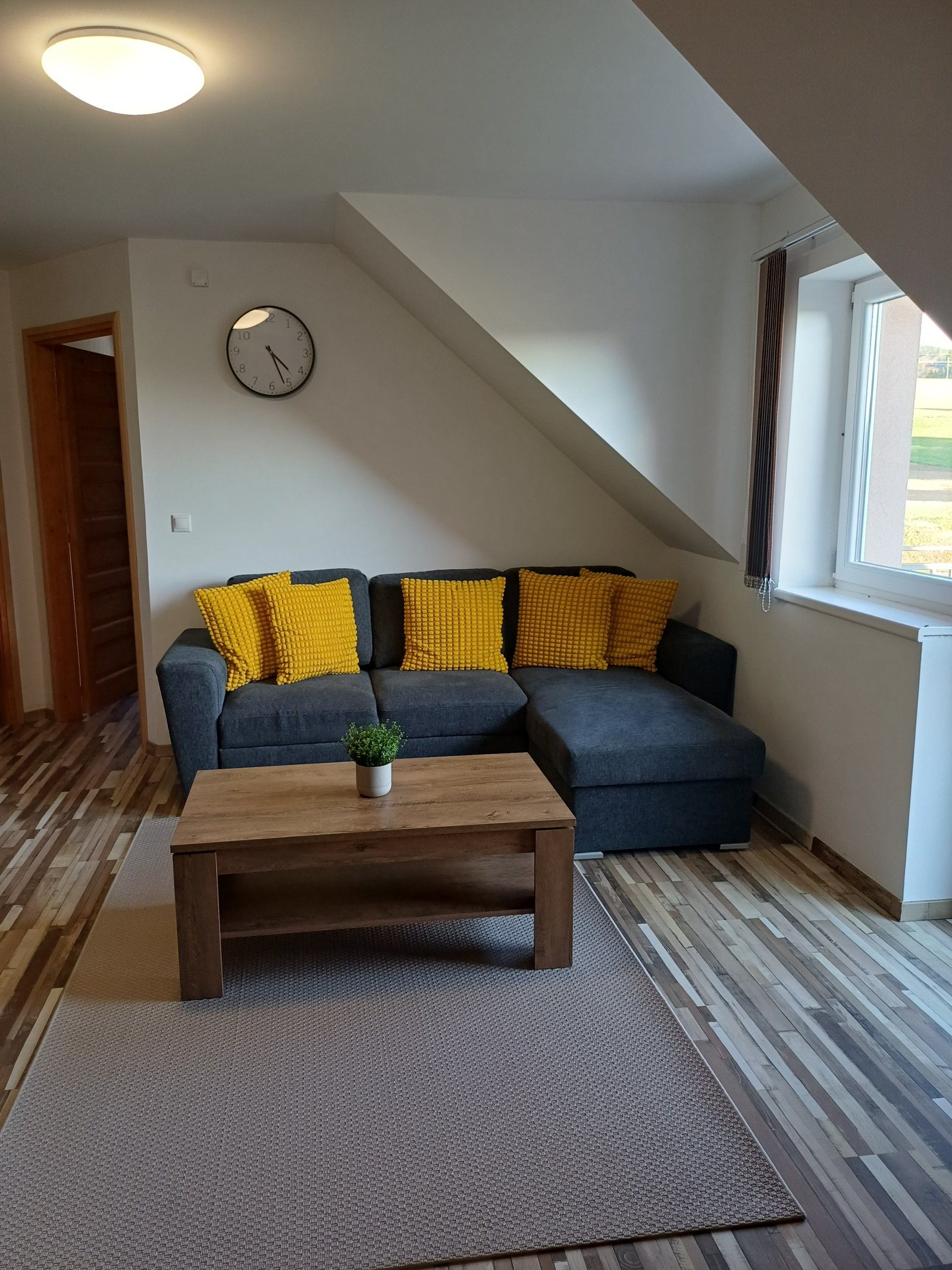 (AAA) Neuwertige Wohnung im Kurort mit Panoramablick (KK008)