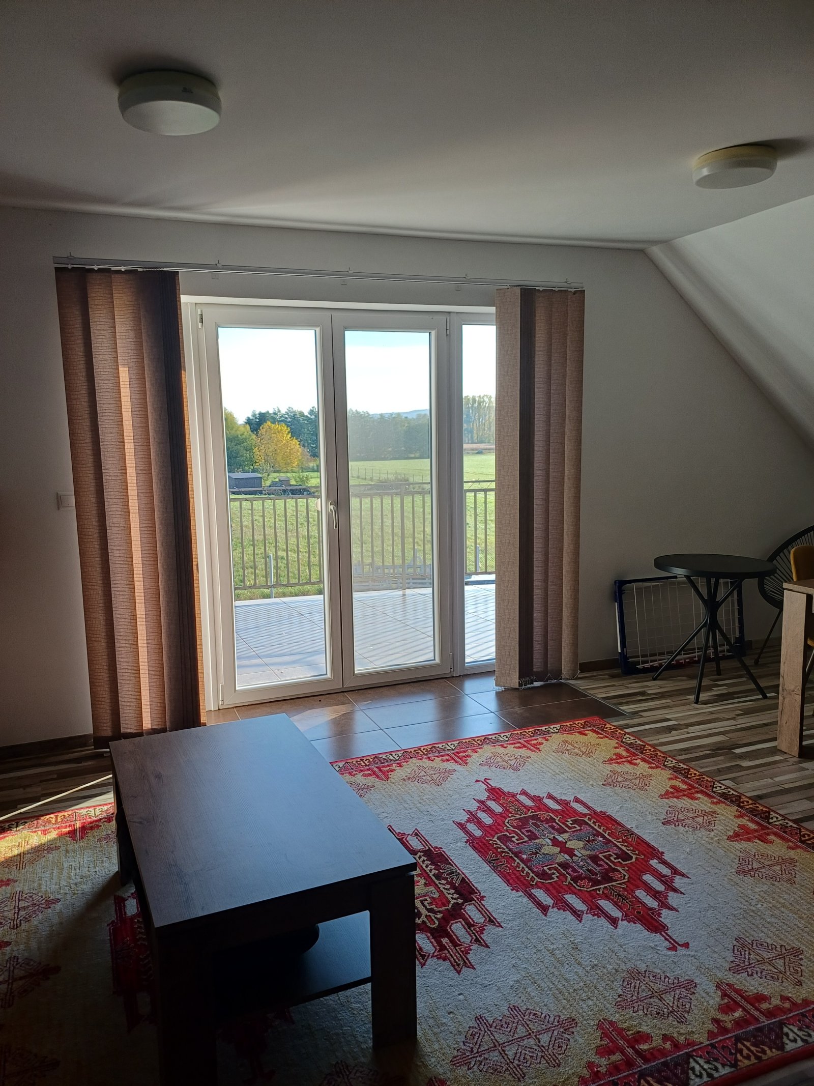 (AAA) Neuwertige Wohnung im Kurort mit Panoramablick (KK008)