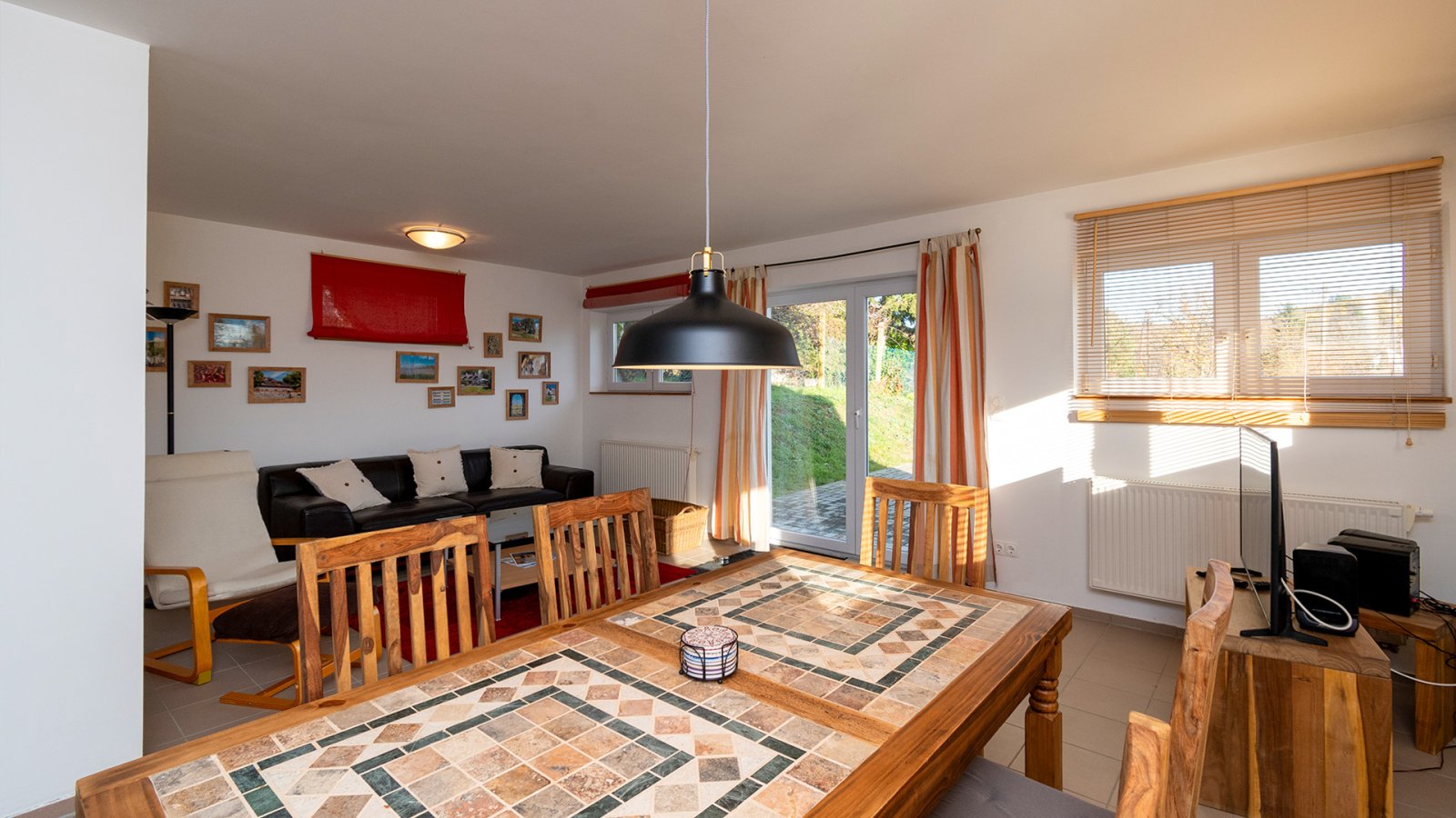 (AAA) Solides, helles Apartmenthaus in sehr guter Lage (33772-2)