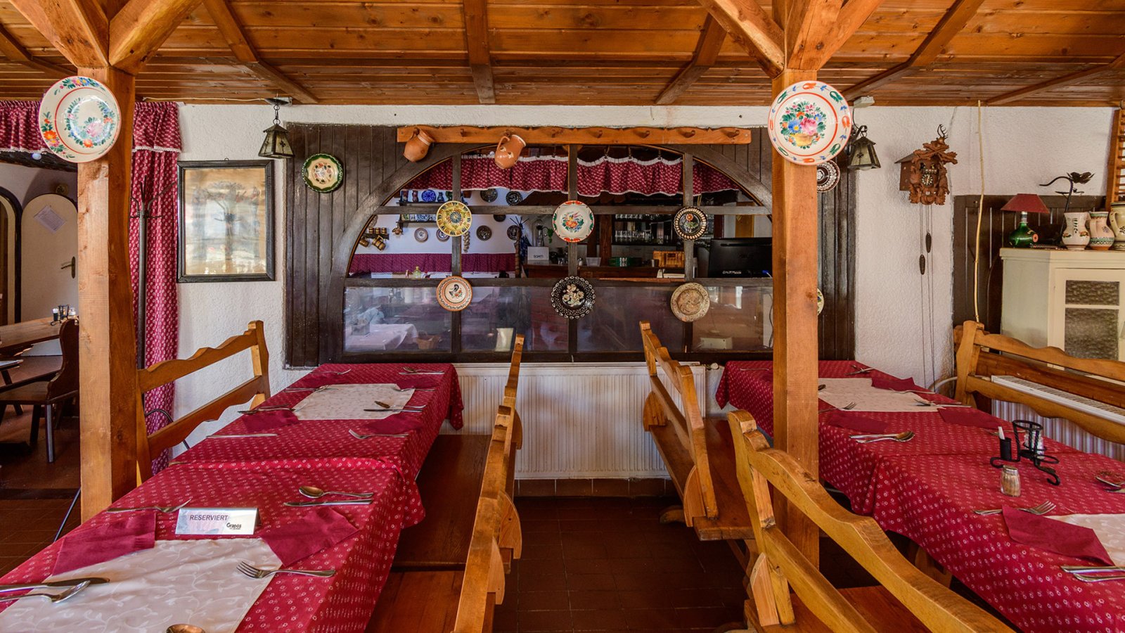 (ABA) Gaststätte / Restaurant mit Betreiberwohnung (33829)