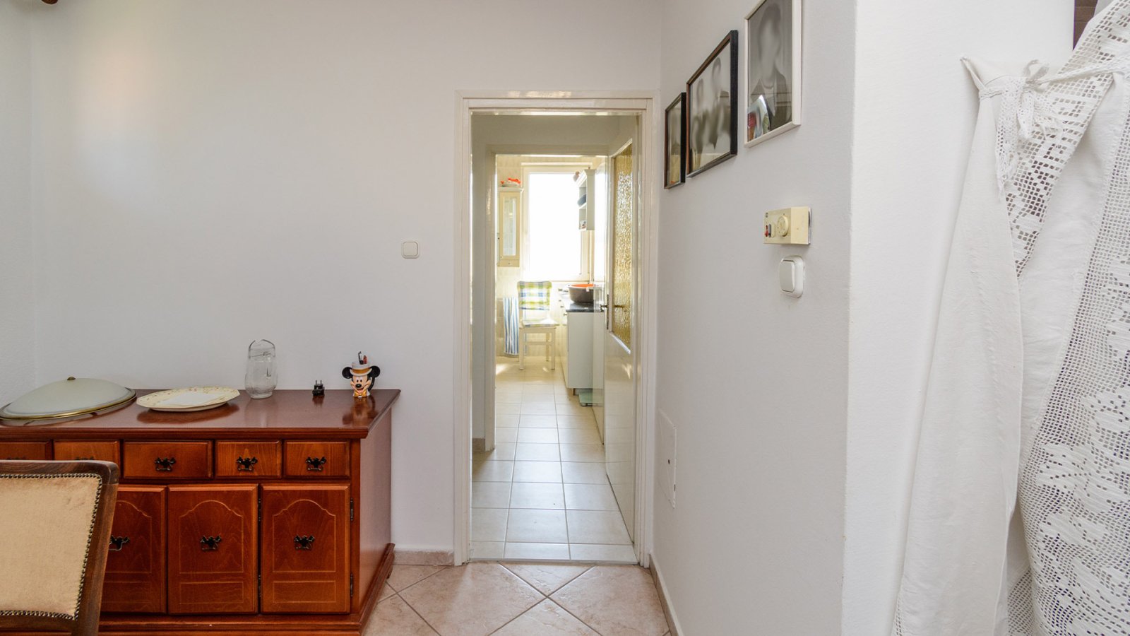 (ABA) Gaststätte / Restaurant mit Betreiberwohnung (33829)