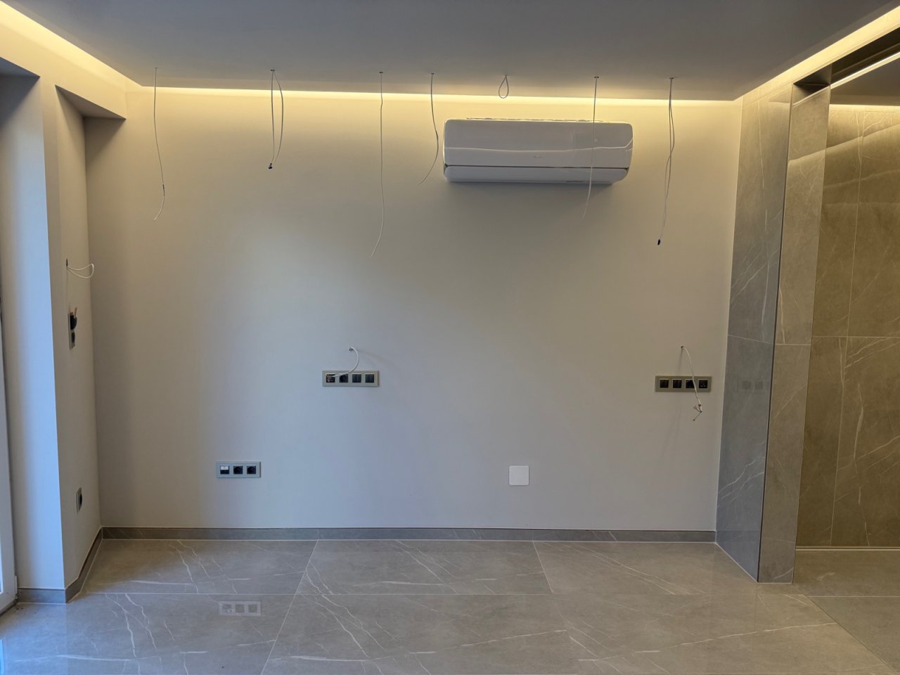 (AAB) Exklusives, luxuriös gestaltetes Apartment in betser Lage (KK022)