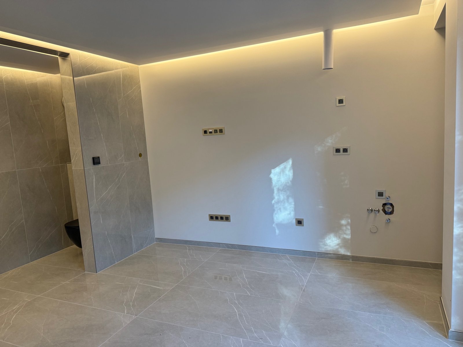(AAB) Exklusives, luxuriös gestaltetes Apartment in betser Lage (KK022)
