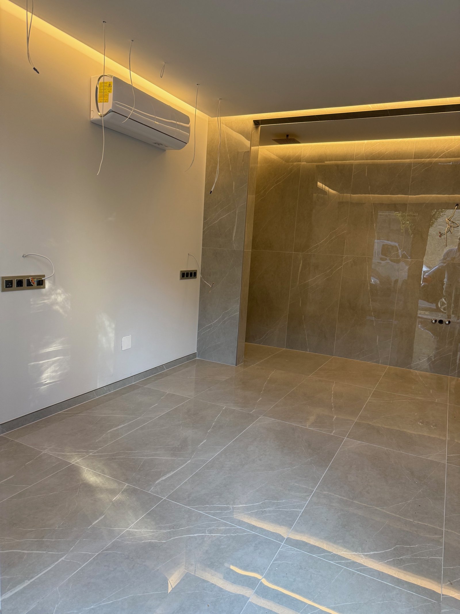 (AAB) Exklusives, luxuriös gestaltetes Apartment in betser Lage (KK022)