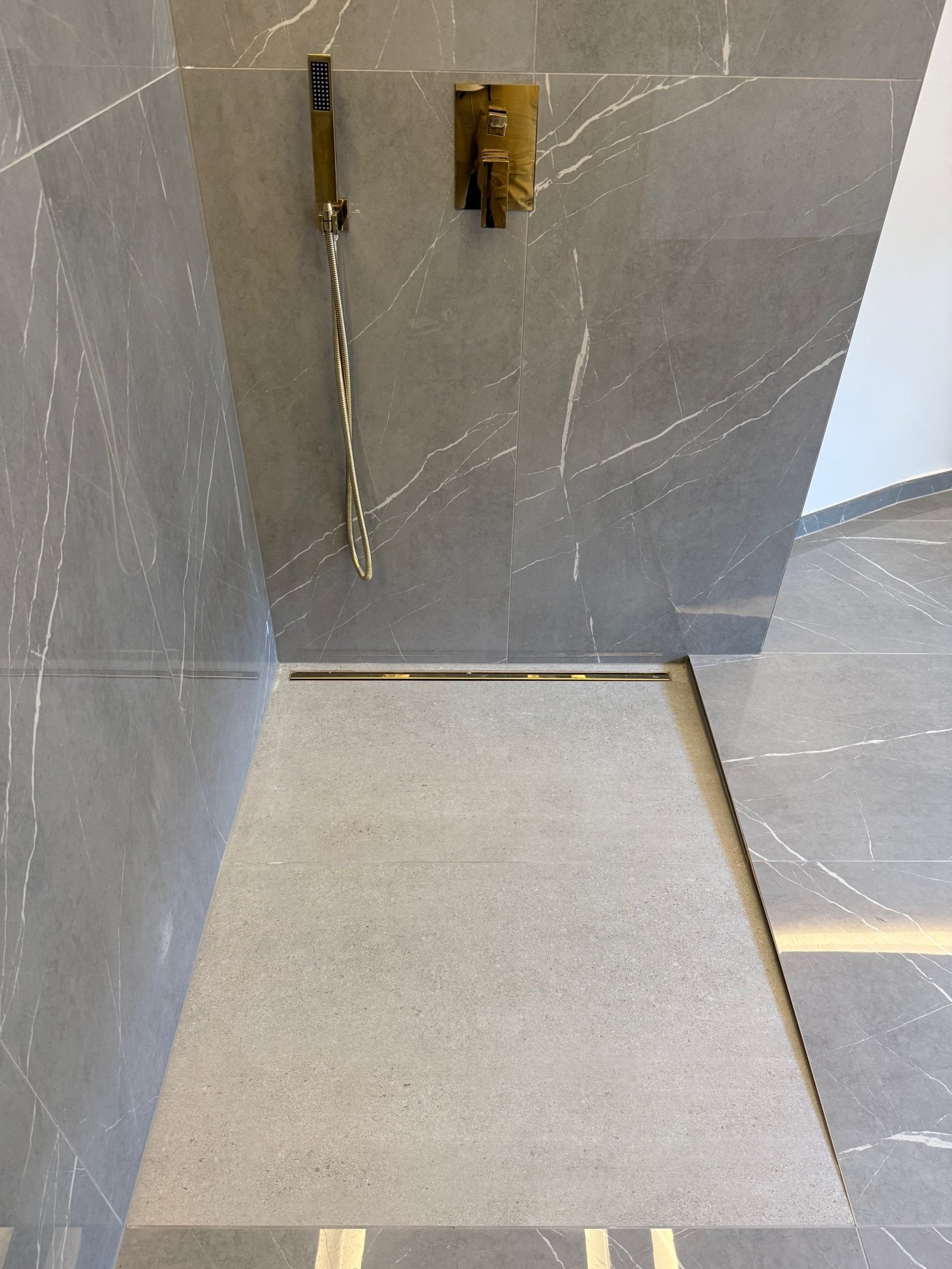 (AAB) Exklusives, luxuriös gestaltetes Apartment in betser Lage (KK022)
