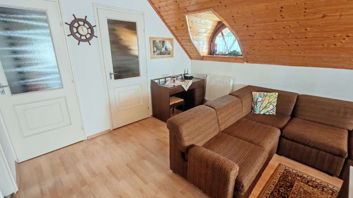 (BAA) Schönes Reetdachhaus an der österreichischen Grenze (WH1601)