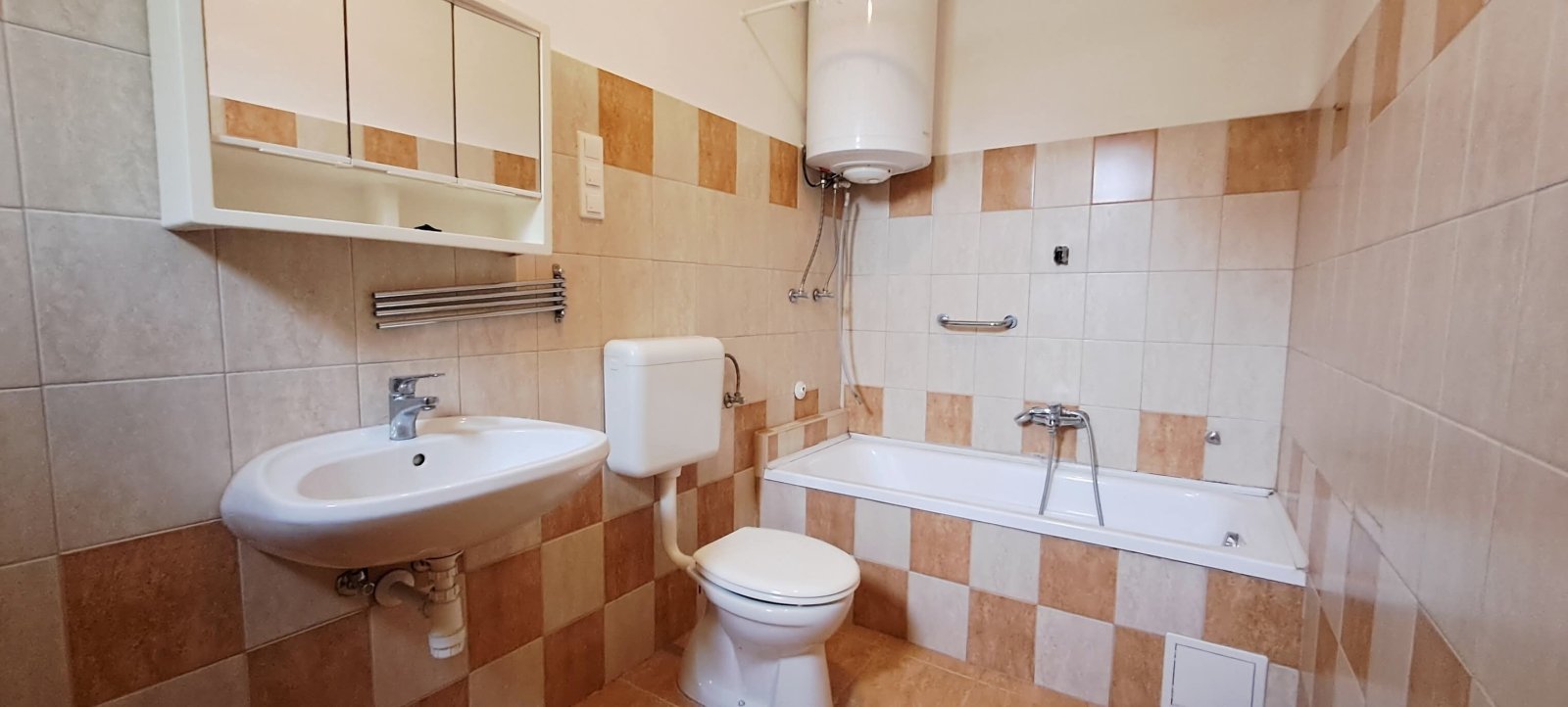 (CAA) Einfamilienhaus mit viel Platz und ländlicher Ruhe (KK027)