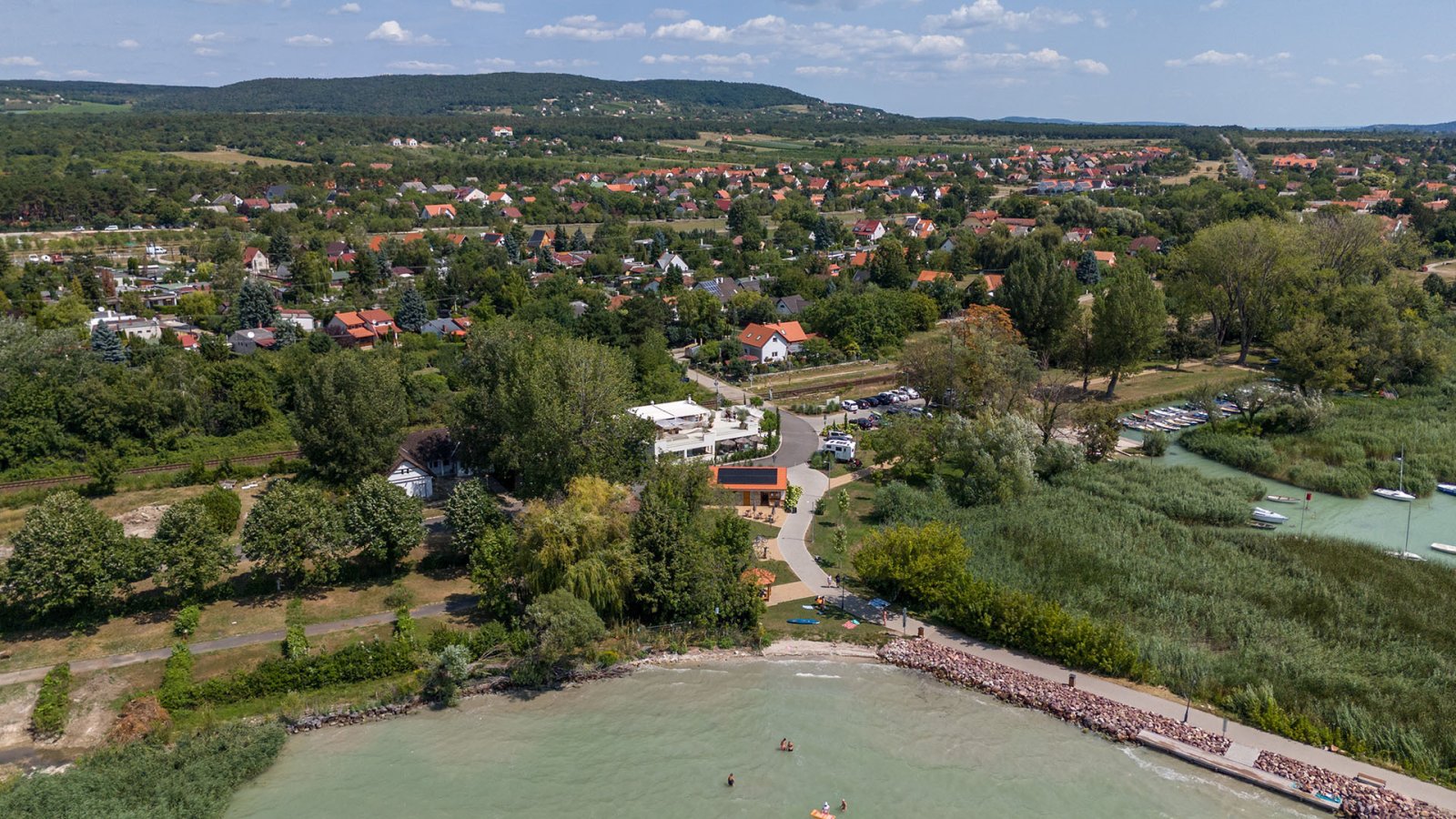 (AAA) Hochwertiges Objekt (Gewerbe od. Privat) direkt am Balaton (44085)