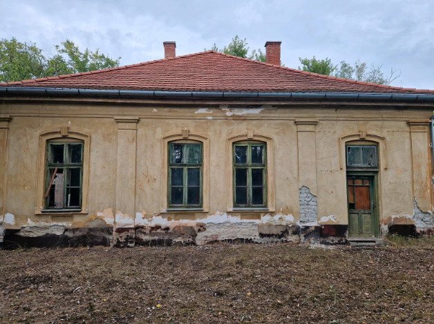 (ACA) Altes Schulhaus im Jugendstil mit viel Potential
