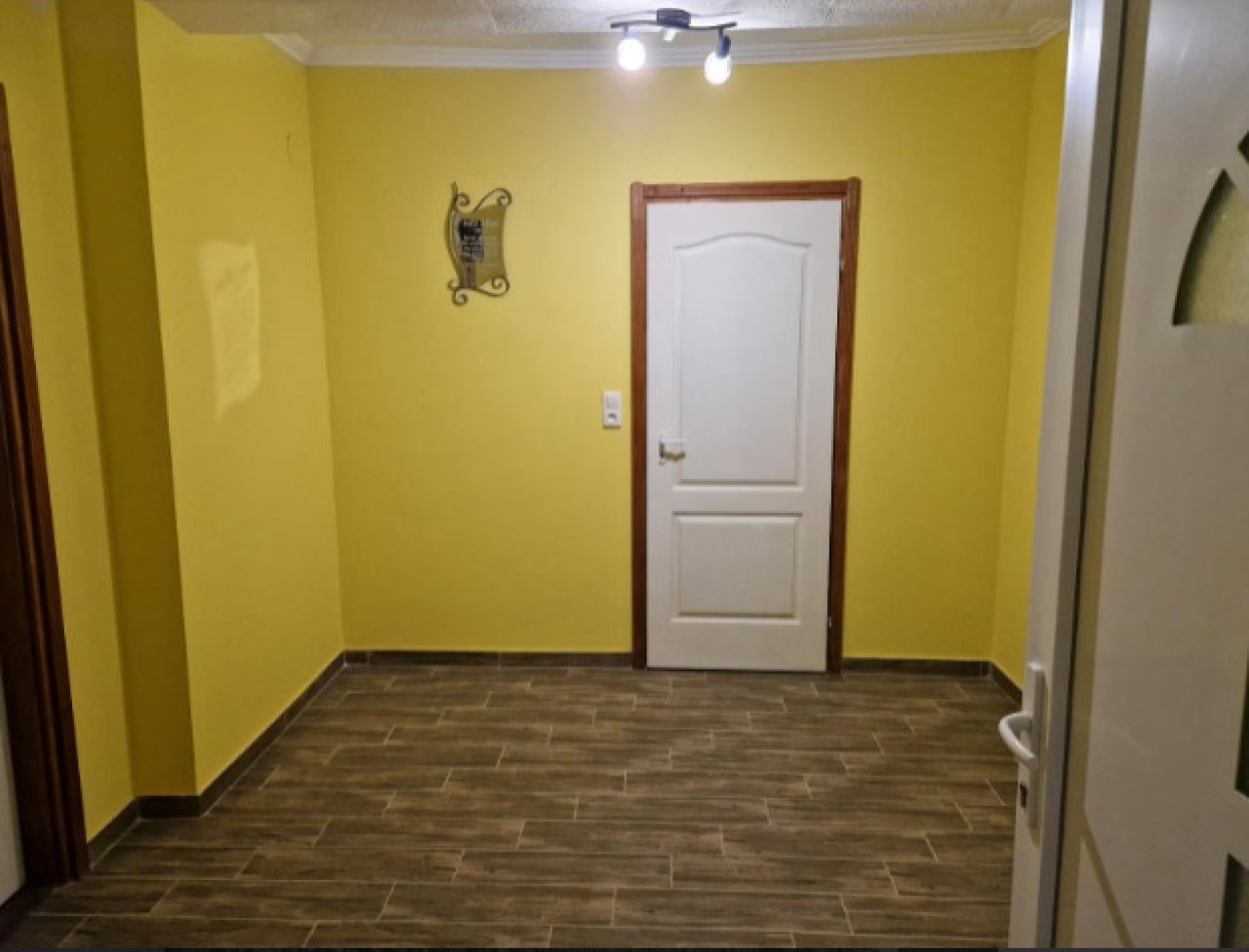 (ACA) Jagdhaus im Staatswald in Südungarn (ROG10)