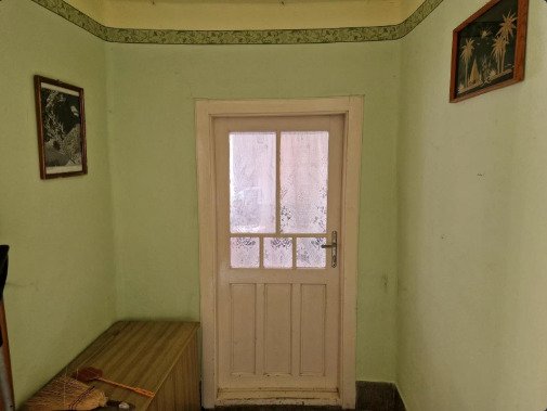 (ACA) Gut erhaltenes Bauernhaus im Orginalzustand und viel Grund