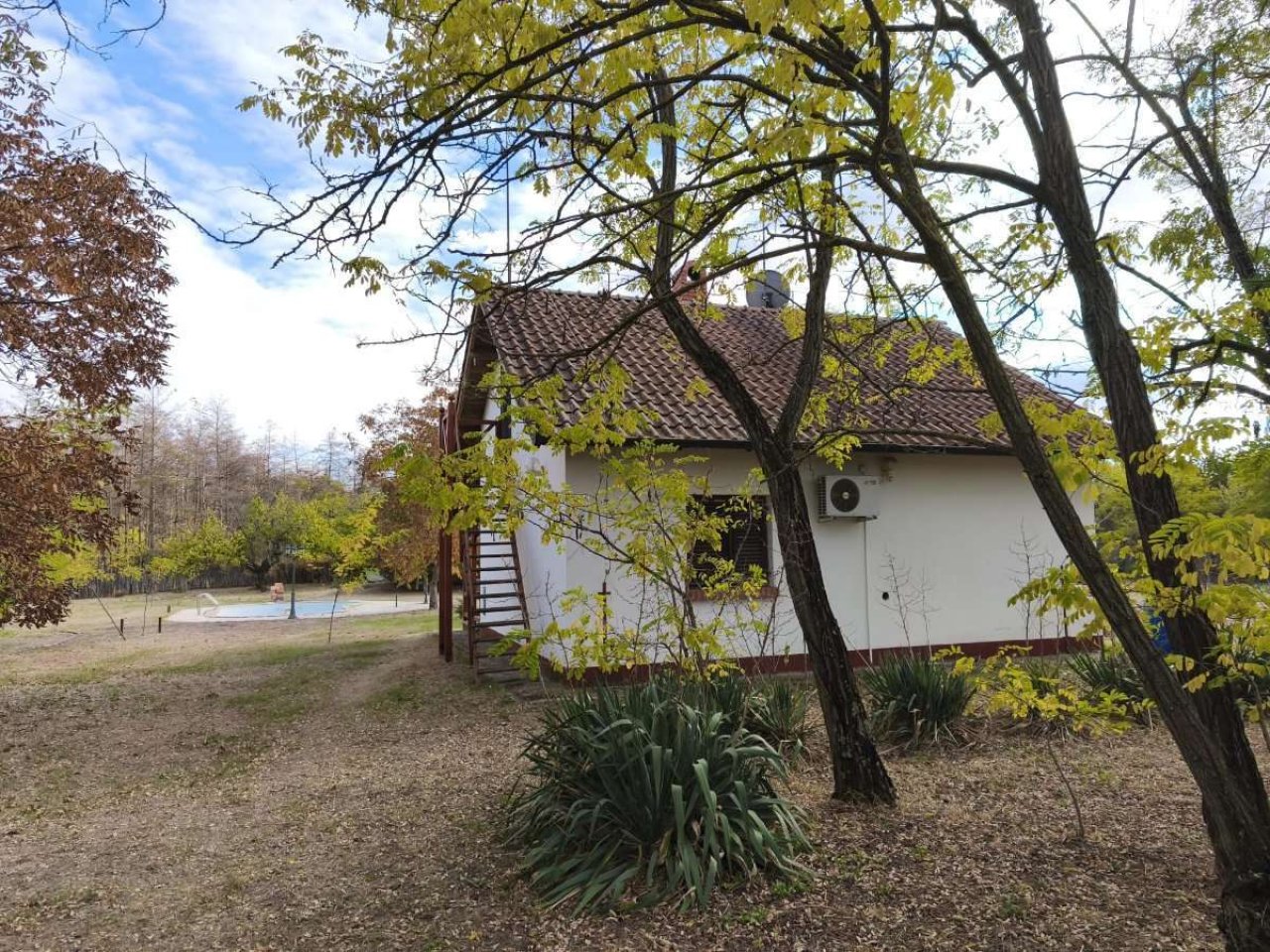 (AAA) Ein tolle Gelegenheit für Eigenbrödler: Bauernhaus in der Nähe von Kiskunhalas (ROG01)