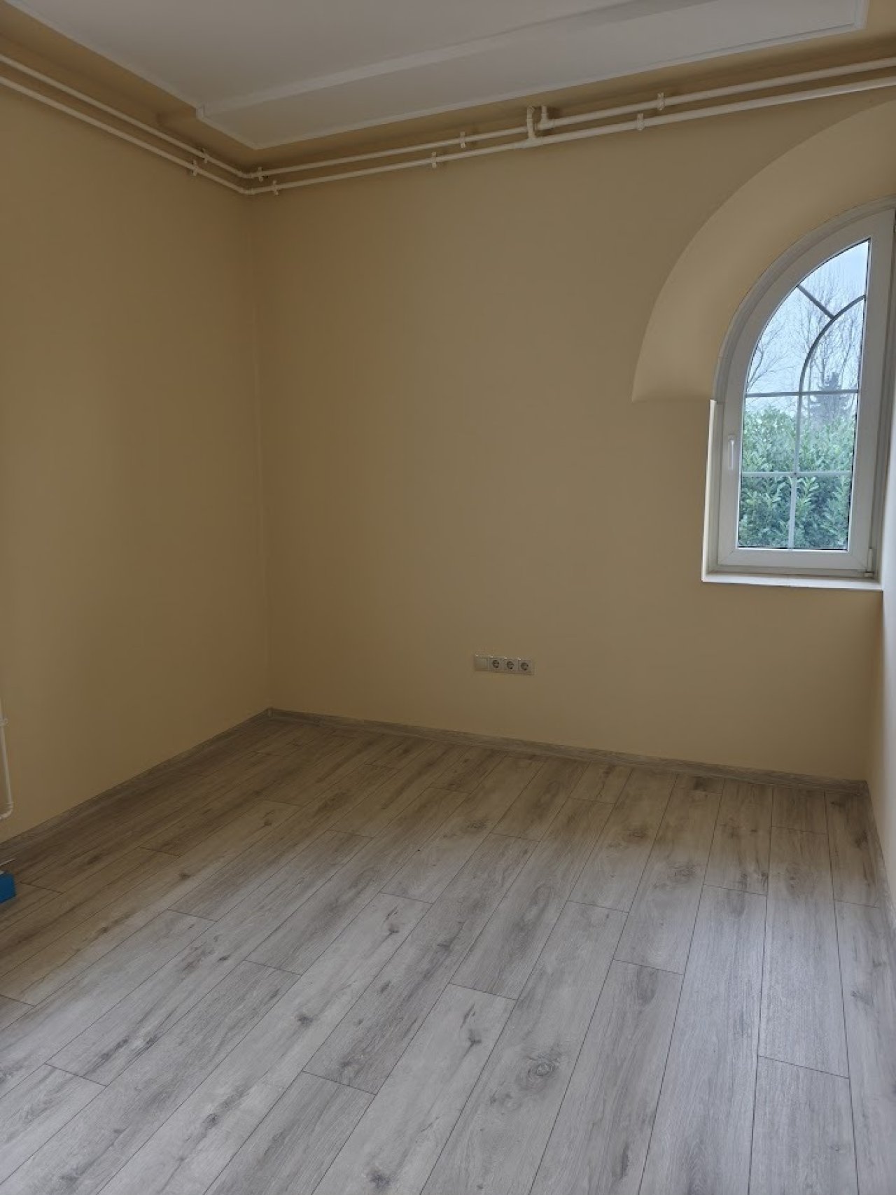 (AAA) Großes gepflegtes Familienhaus / Pension / Wohngemeinschaft (KK038)