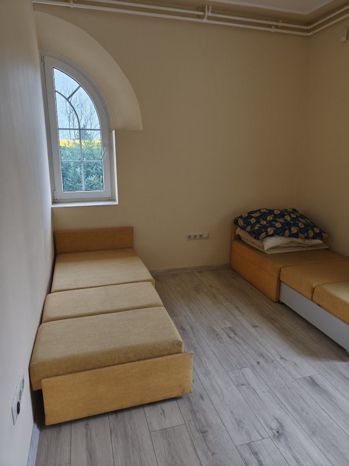(AAA) Großes gepflegtes Familienhaus / Pension / Wohngemeinschaft (KK038)
