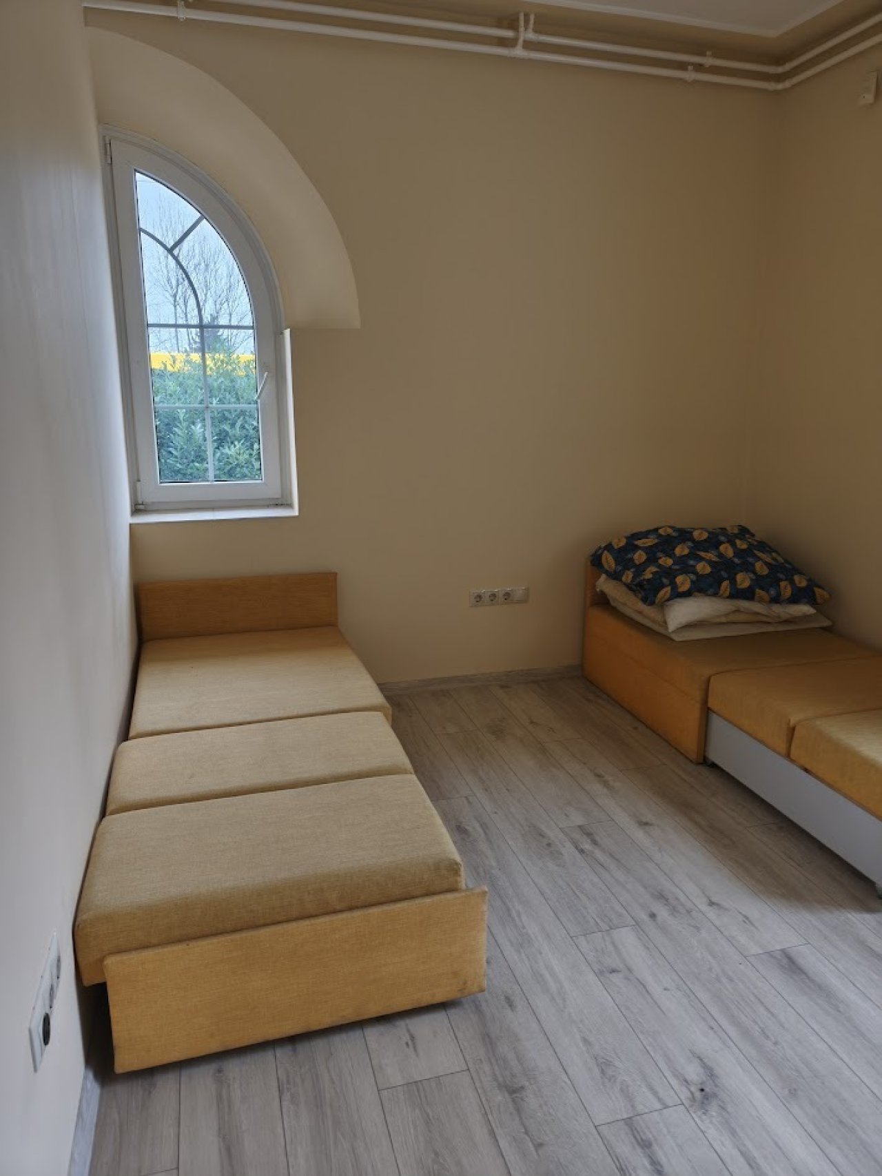 (AAA) Großes gepflegtes Familienhaus / Pension / Wohngemeinschaft (KK038)