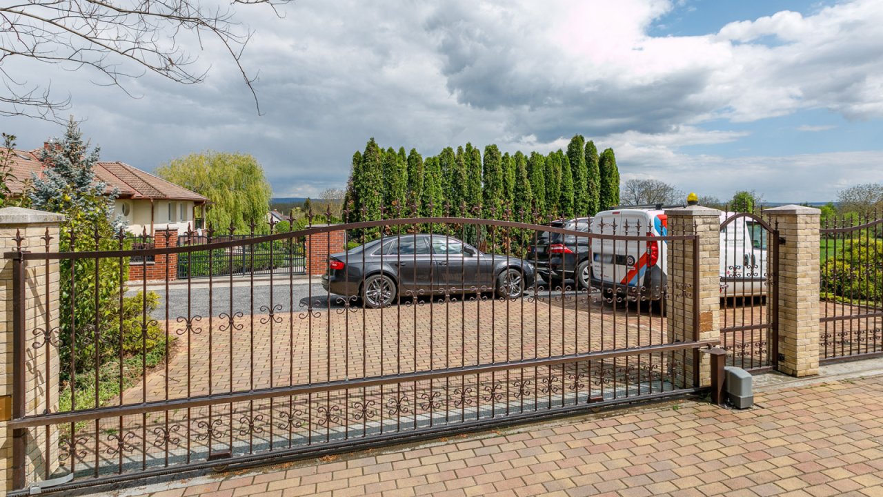 (AAA) Schickes Einfamilienhaus in ruhiger Lage bei Héviz (33859)