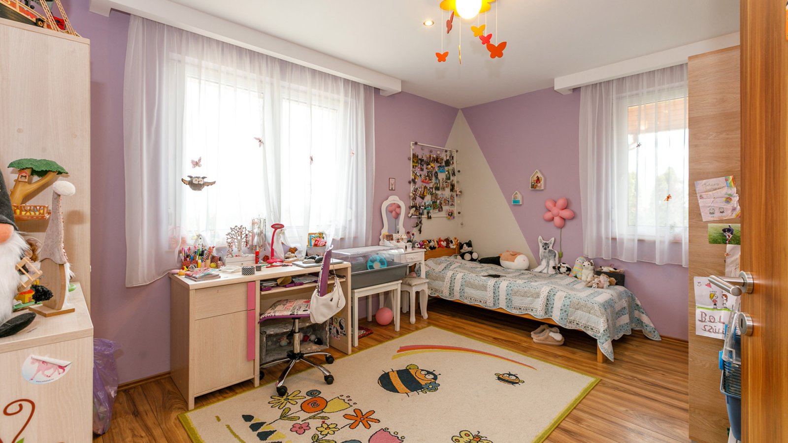 (AAA) Schickes Einfamilienhaus in ruhiger Lage bei Héviz (33859)