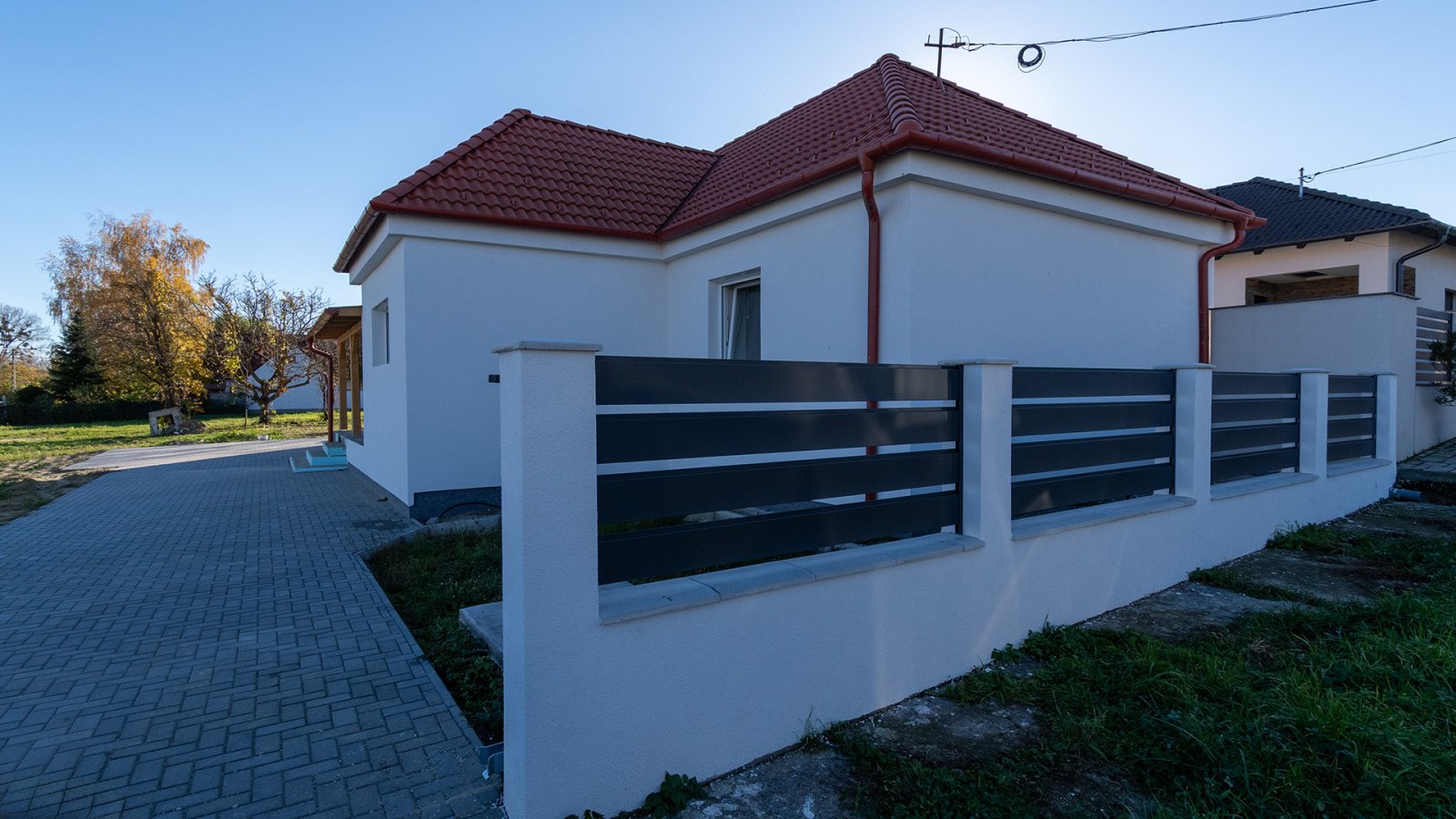 (AAA) In Renovierung befindliches Einfamilienhaus in ruhiger Lage