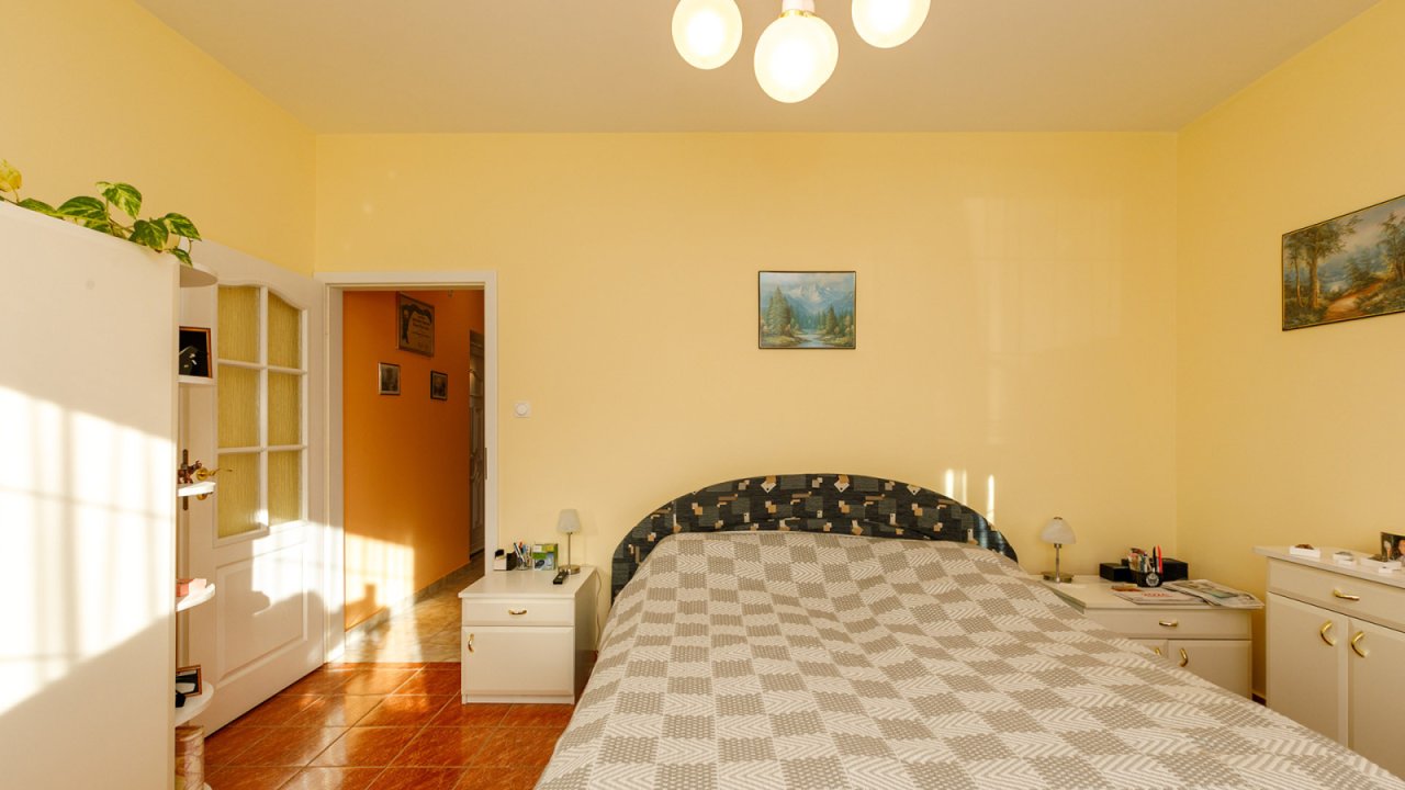 (AAA) Schöner Bungalow in gutem Zustand mit Panoramablick (33858)