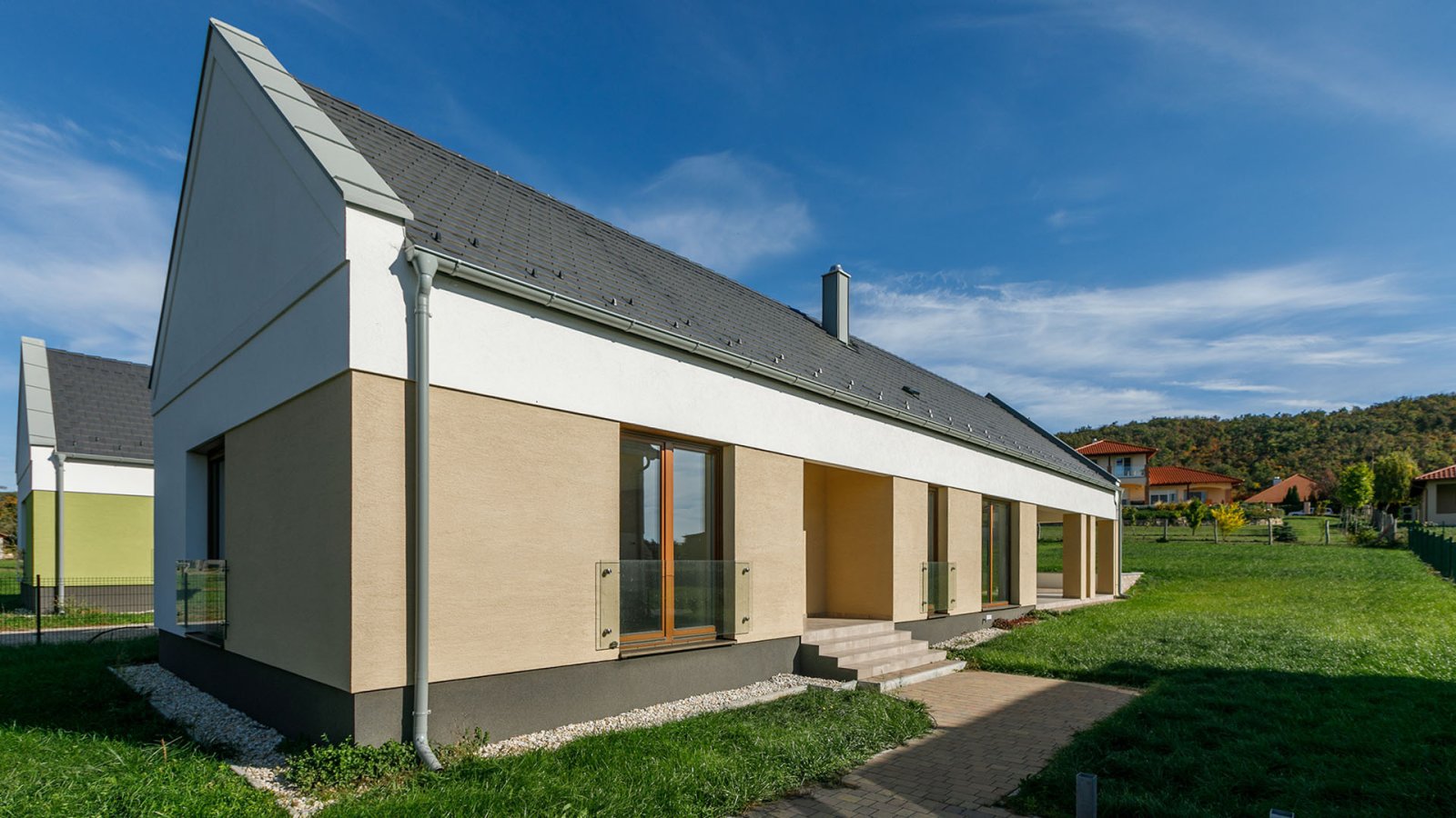 (AAA) Modernes Einfamilienhaus mit Nähe zum Balaton