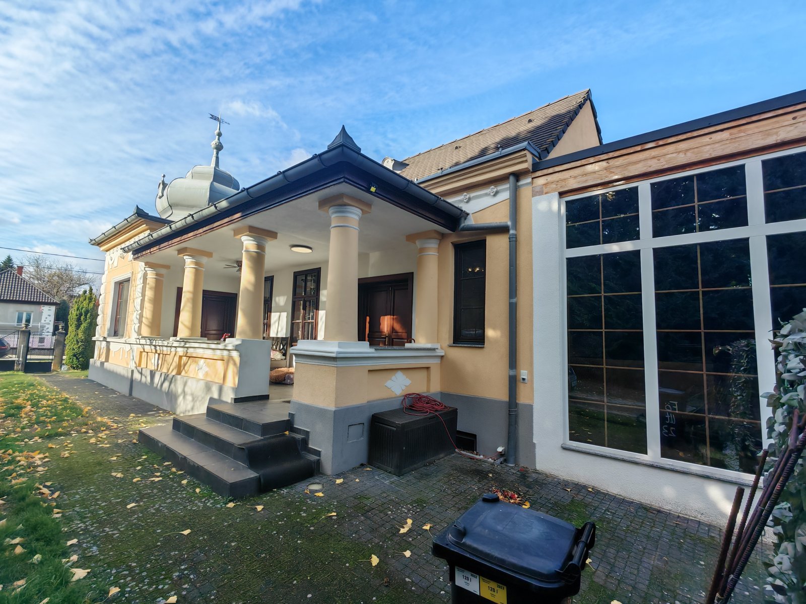 (AAA) Historisches Herrenhaus perfekt saniert mit Pool & Nebengebäuden im Thermalbad