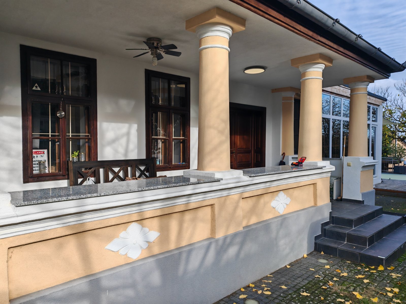(AAA) Historisches Herrenhaus perfekt saniert mit Pool & Nebengebäuden im Thermalbad (CM253)
