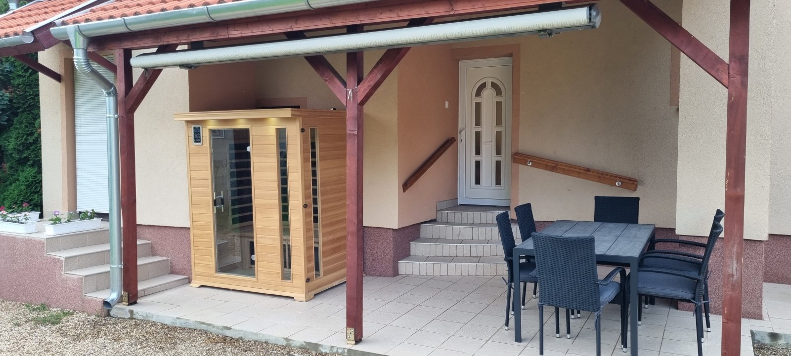 Zweifamilienhaus im schönsten Teil der Stadt, nur wenige Minuten vom Strand entfernt