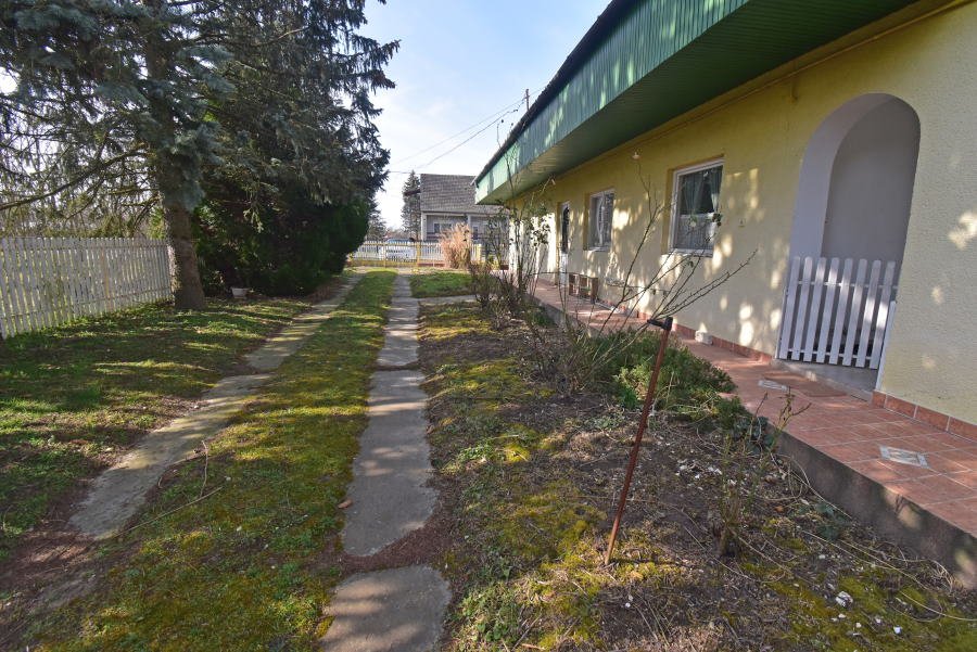 (AAA) Renoviertes Haus in ruhigem Dorf zu verkaufen