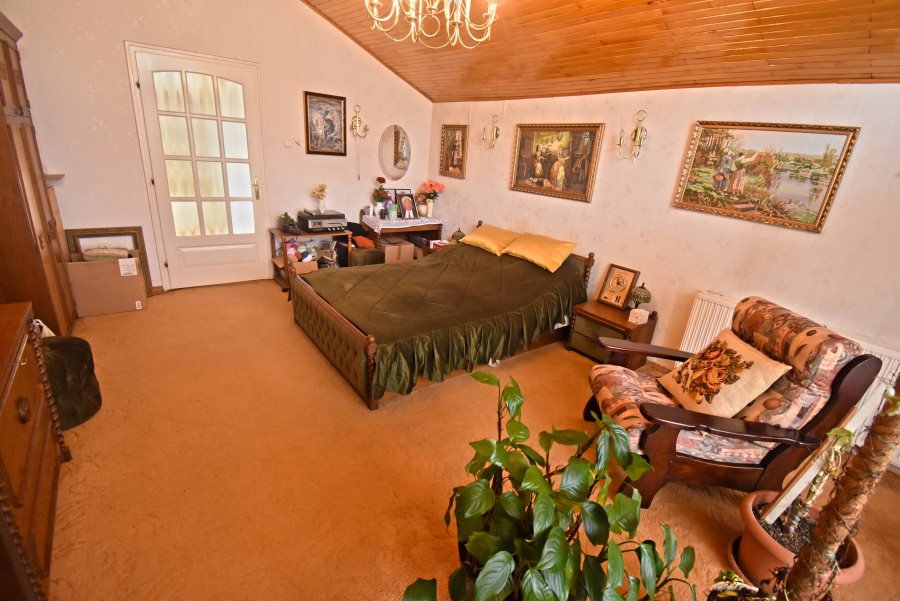 (AAA) Renoviertes Haus in ruhigem Dorf zu verkaufen (FER2602-2)