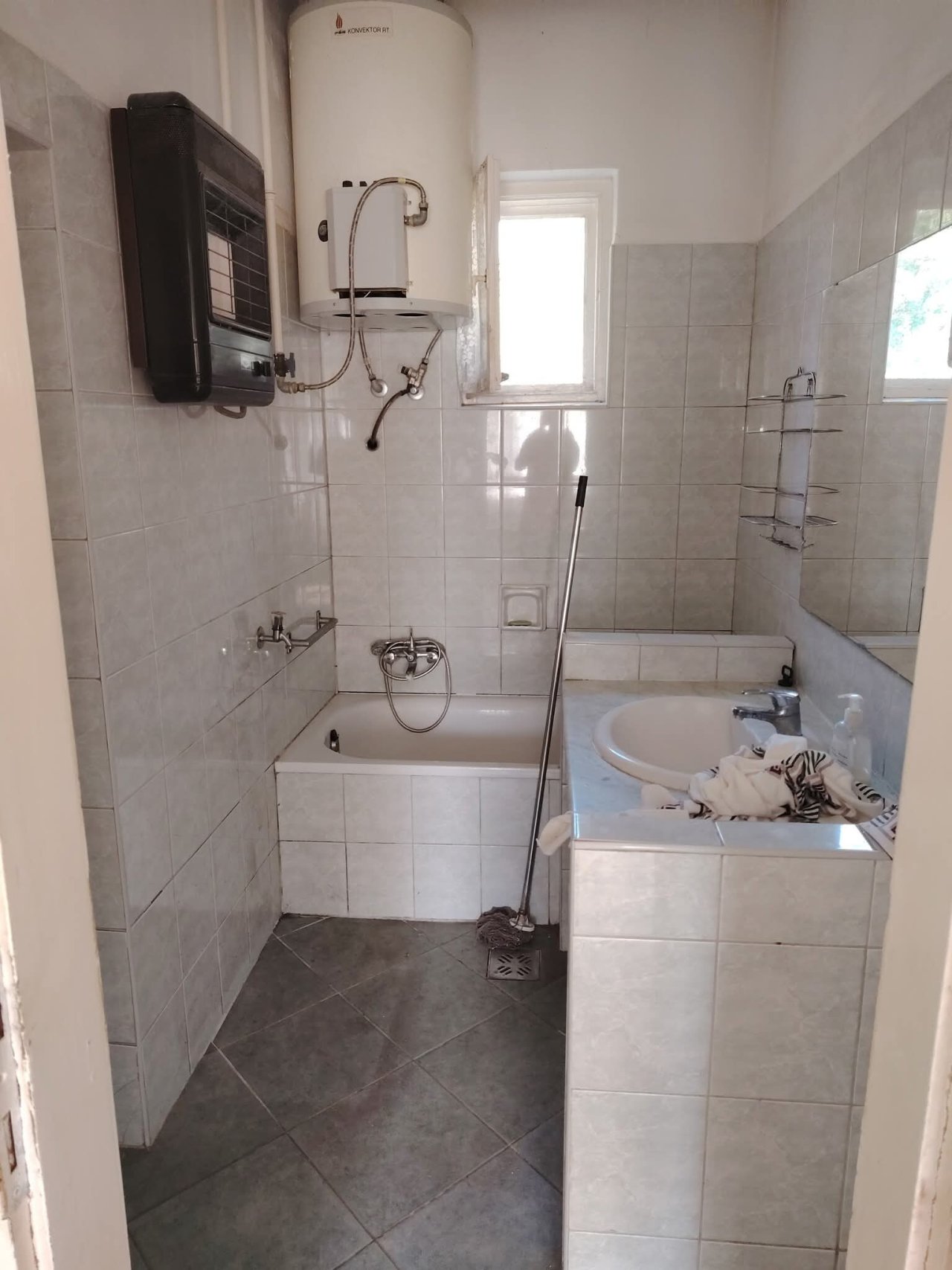 (ABA) Charmantes Einfamilienhaus in idyllischer Lage (FB5434)