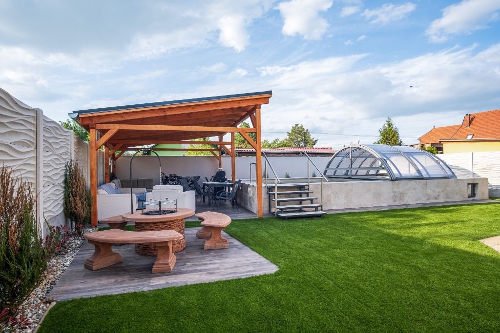 (AAA) Luxuriöses Familienhaus in unmittelbarer Nähe des Balaton-Ufers, auch als Apartmenthaus nutzbar