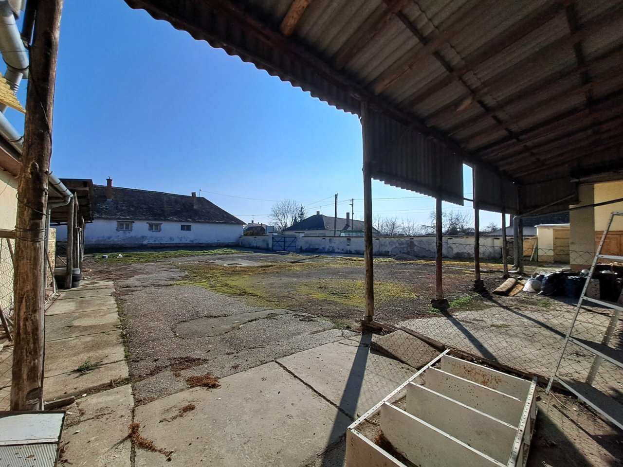 Immobilien mit etablierten Unternehmen (SIK02)