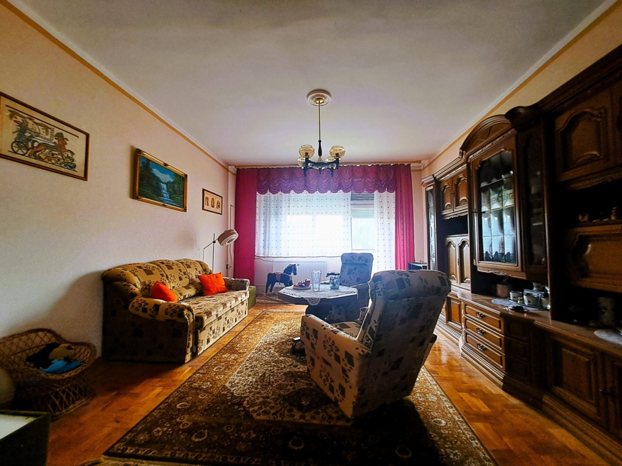 (ABA) Großes Wohnhaus mit 3 Einheiten zum äusserst fairen Preis (SIK03)
