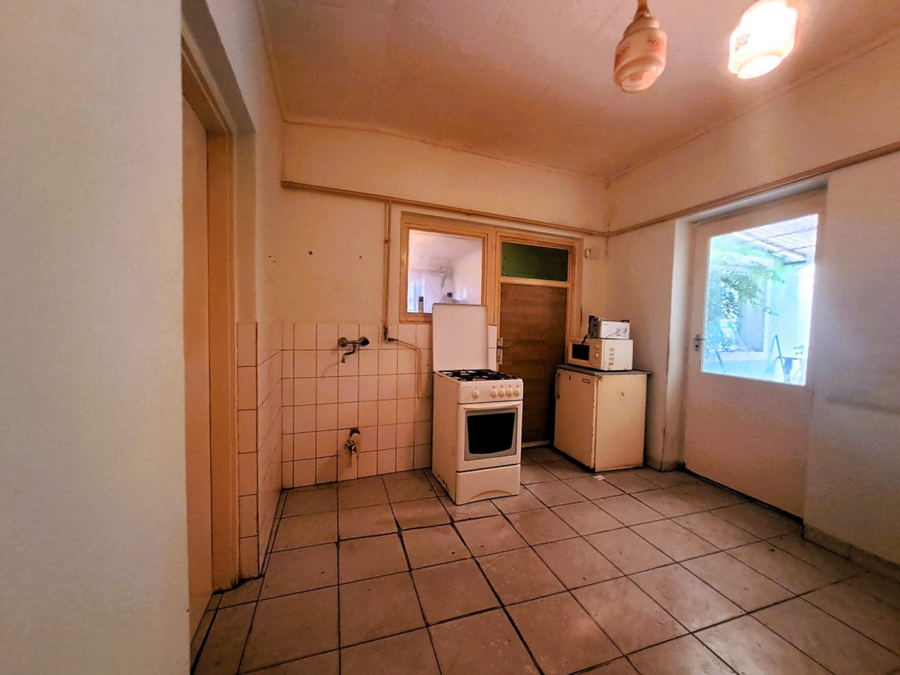 (ABA) Großes Wohnhaus mit 3 Einheiten zum äusserst fairen Preis (SIK03)