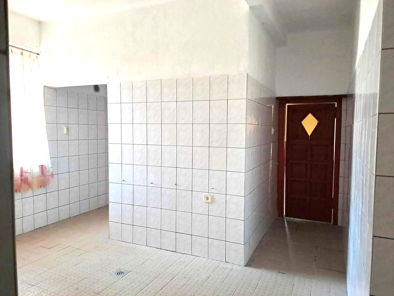 (AAA) Großes Familienhaus in wunderschöner Lage (FB2137)