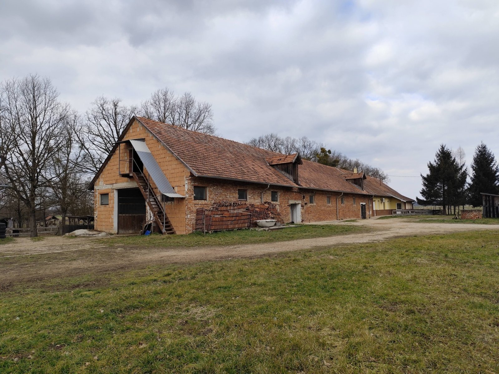 Reiterhof & Tierhaltungsbetrieb (RV029)