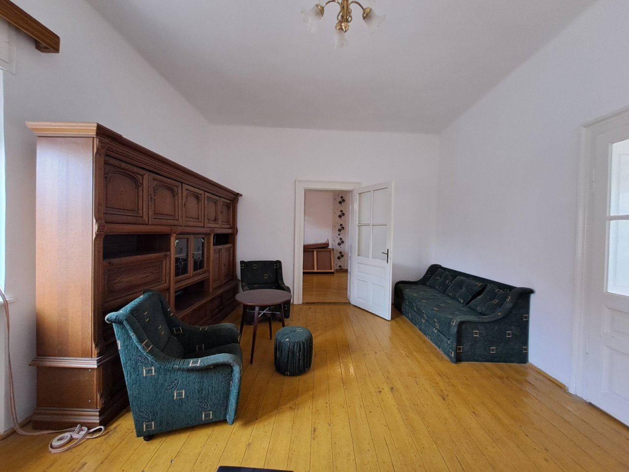 (BAA) Mehrgenerationenhaus mit schönem Grundstück (SIK06)