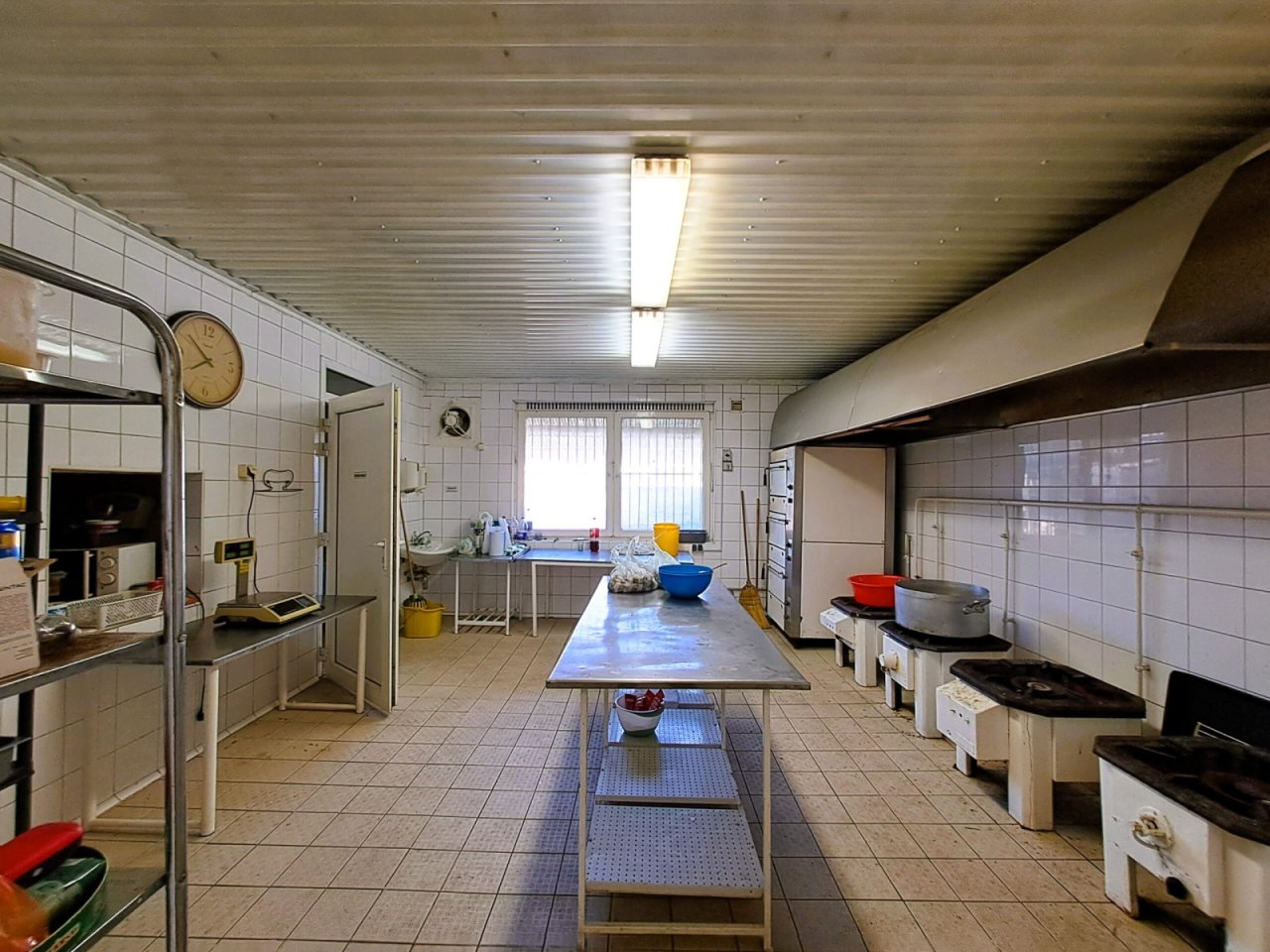(ABA) Gewerbeeinheit in zentraler Lage = Vielfältige Möglichkeiten! (SIK07)