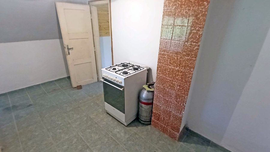 (ABA) Kleines Weinberghäuschen in fast Alleinlage, kann sofort bezogen werden (FER0712)