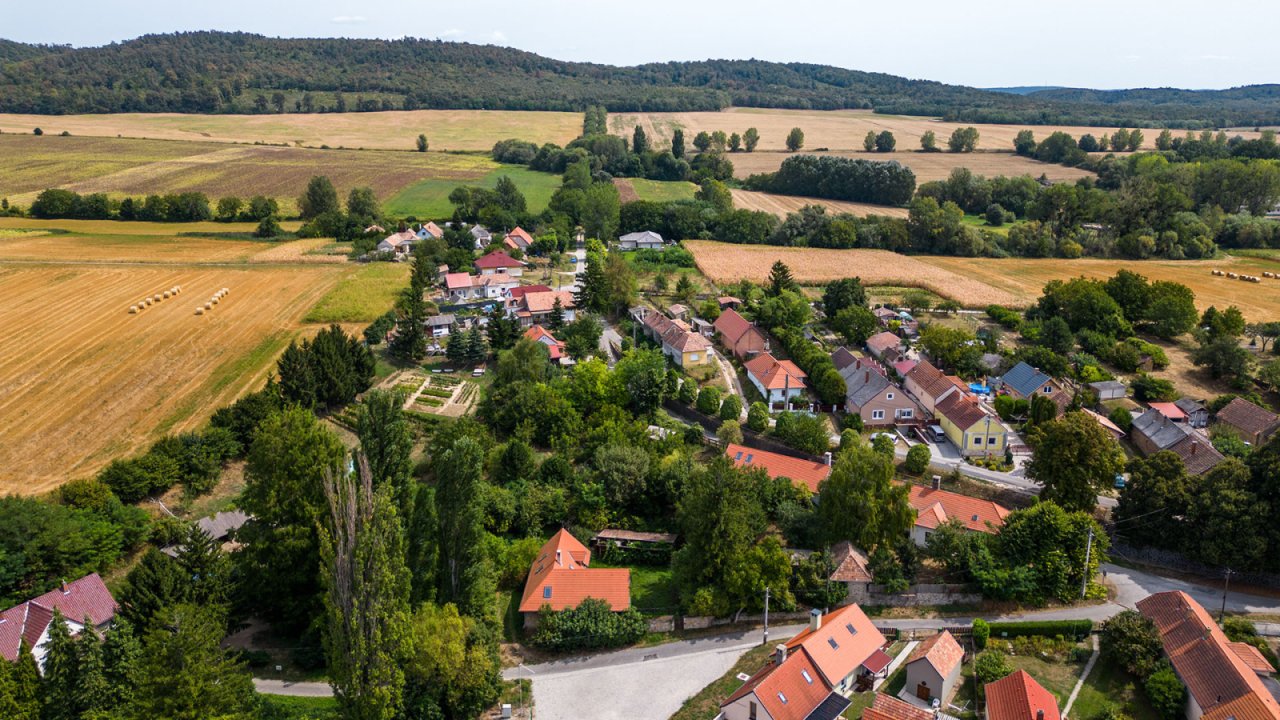 (AAA) Außergewöhnliches Landhaus mit historischem Flair / Mietkauf möglich (33734-3)