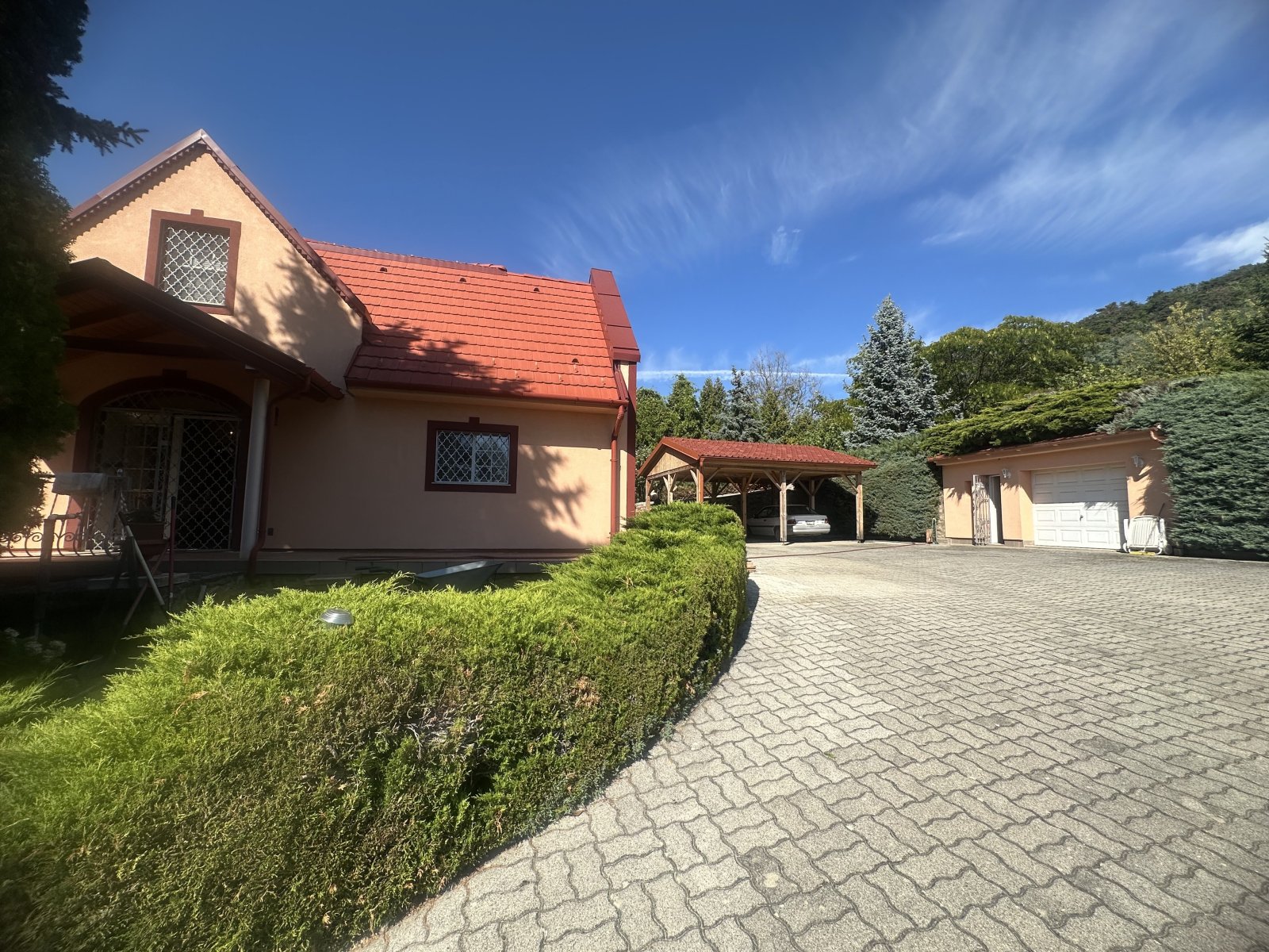 (AAA) Exklusives Investment in den Bergen von Badacsonytomaj