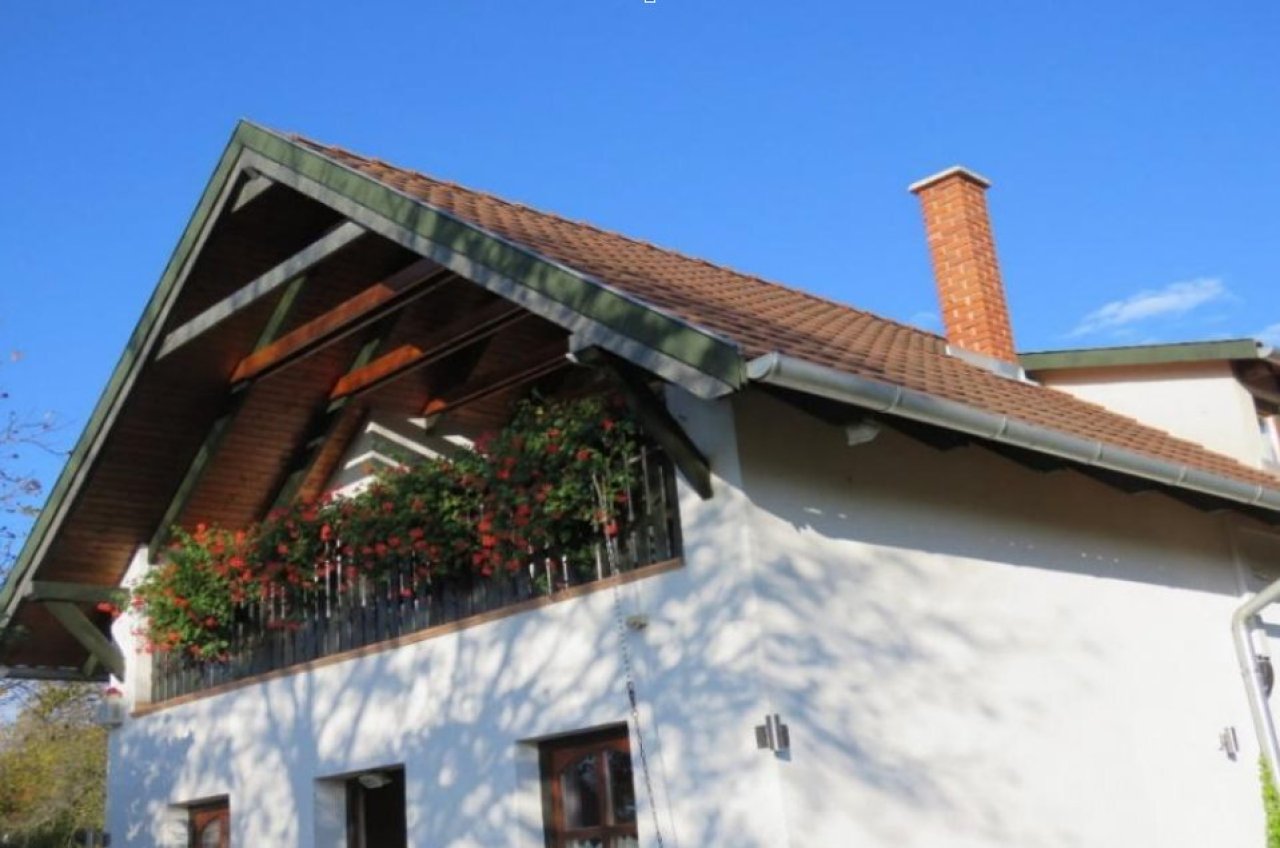 (AAA) Komplett renoviertes Weinberg-Landhaus Nähe Balaton (CM164-2)