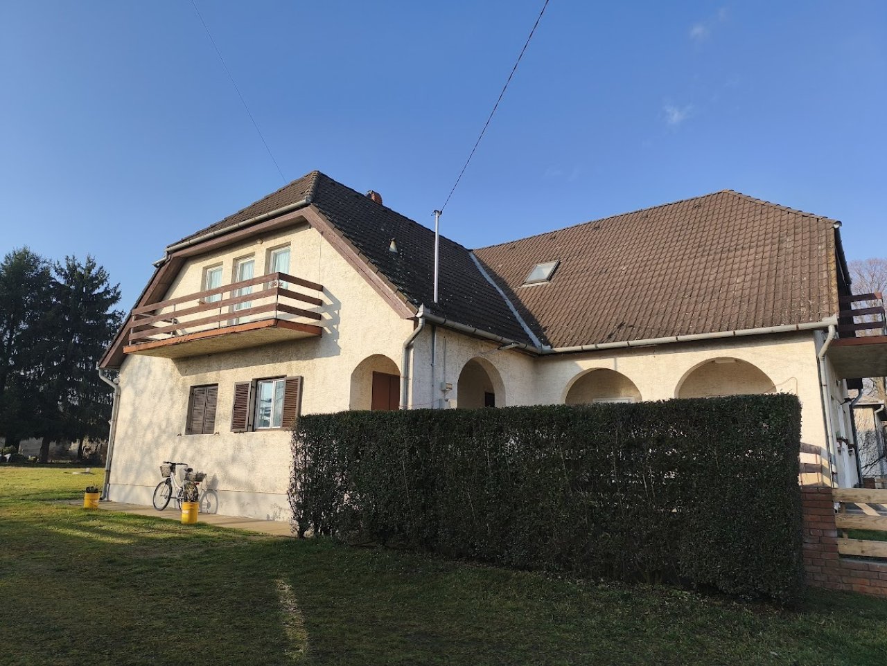 (BAA) Renoviertes Einfamilienhaus für die große Familie in guter Lage (FB2293)