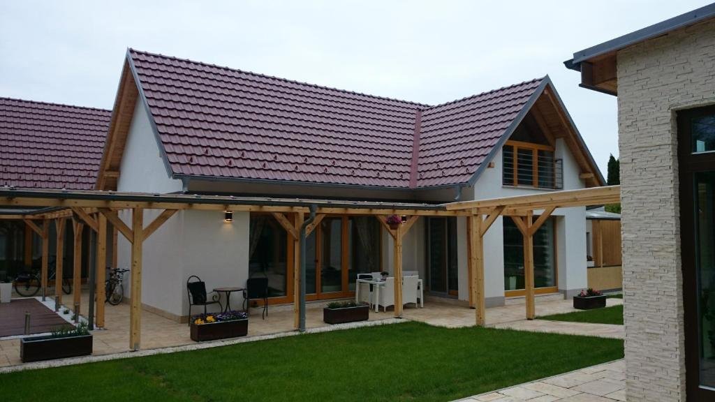 (AAA) Luxuriöses Seminar- oder Familienhaus mit Wellnessoase bei Österreich